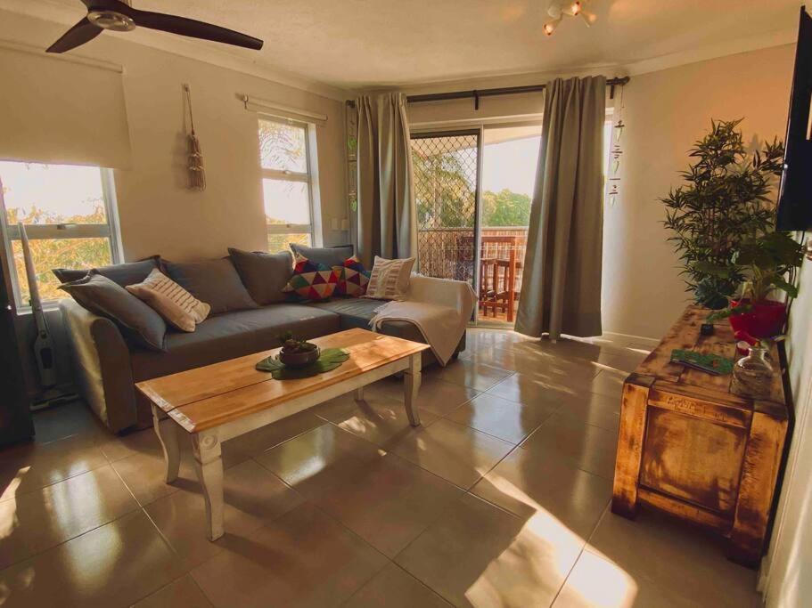 Broadbeach, Stylish Apartment Close To Everything Χρυσή Ακτή Εξωτερικό φωτογραφία